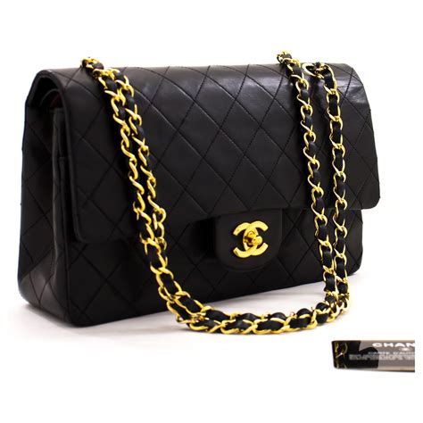 chanel flap leather bag